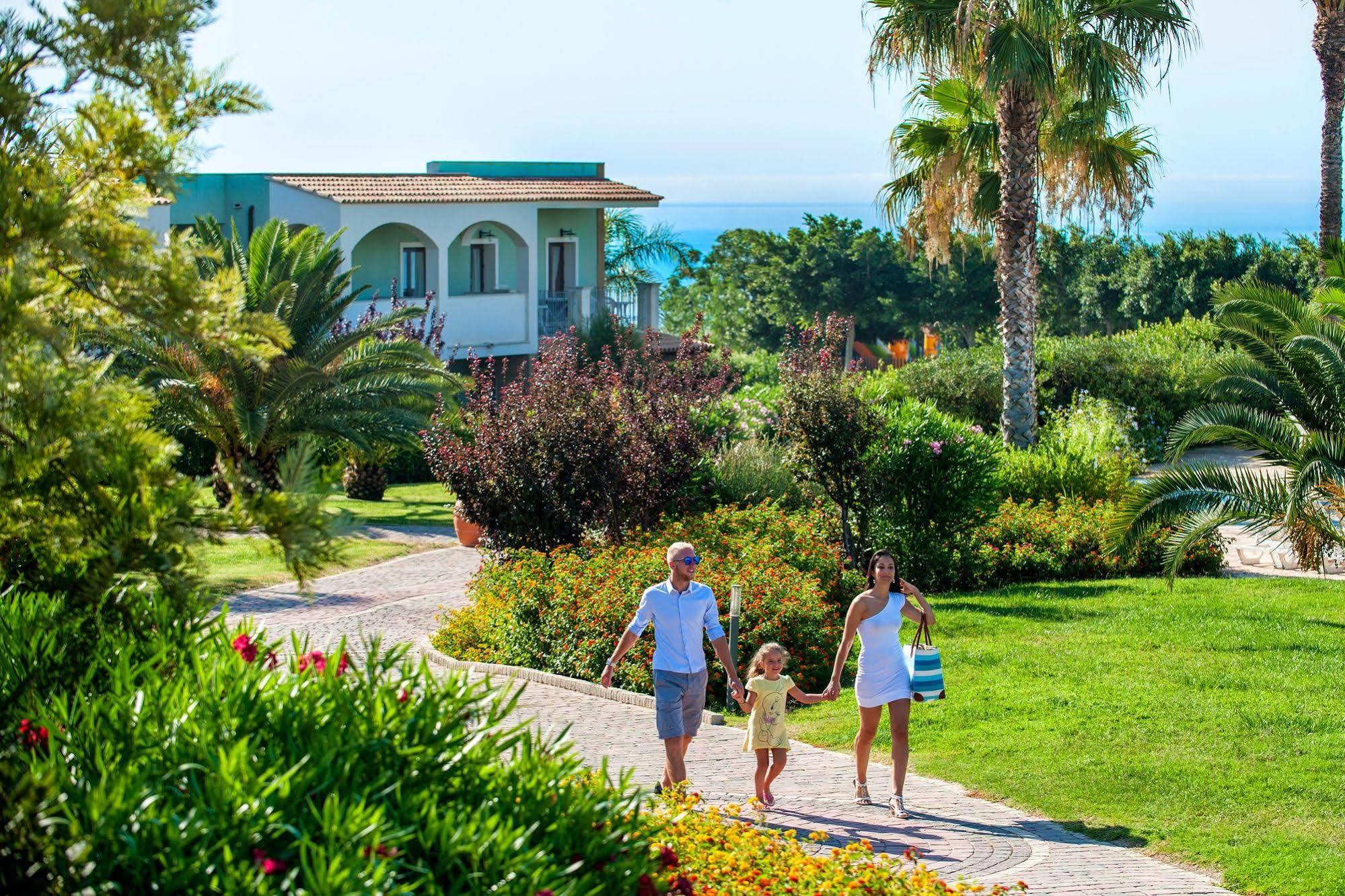 Serenusa Resort リカータ エクステリア 写真